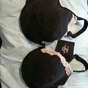 NWOT Curvy Couture  black plunge  42DDD bra